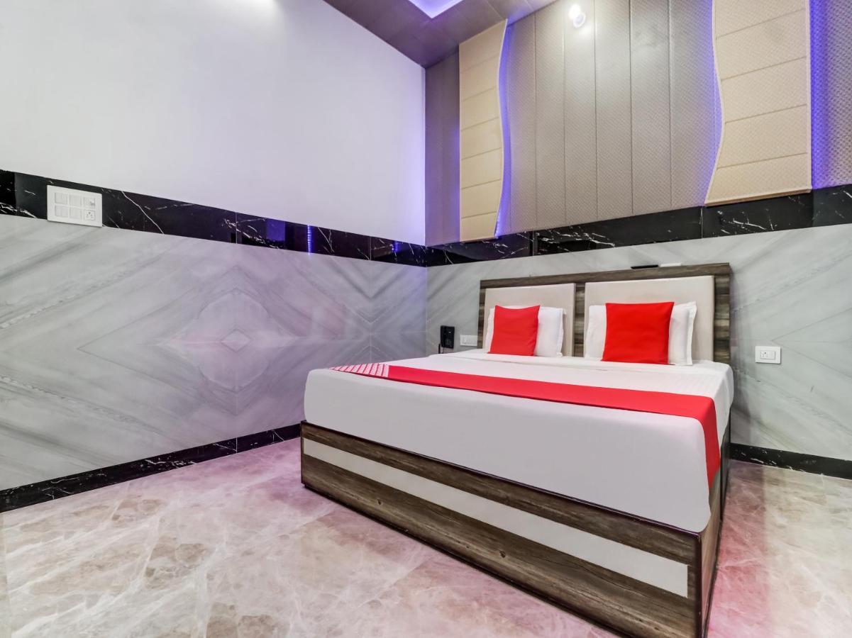 OYO Flagship 83121 Hotel Rose Vip Saharanpur Exterior foto