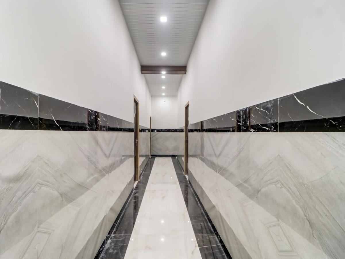 OYO Flagship 83121 Hotel Rose Vip Saharanpur Exterior foto