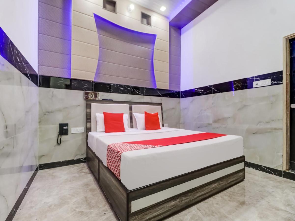 OYO Flagship 83121 Hotel Rose Vip Saharanpur Exterior foto
